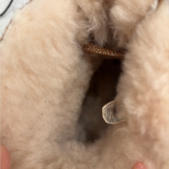 UGG Brown Ankle Boots with Soft Suede Material and Comfortable Fit - Picture 6 of 7